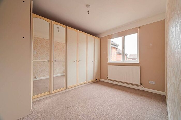 2 Bedroom Maisonette To Rent In Leamouth Road, Beckton, London, E6