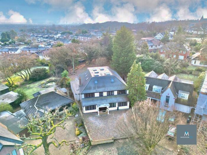 9 Bedroom Detached House To Rent In Bracken Drive, Chigwell, IG7