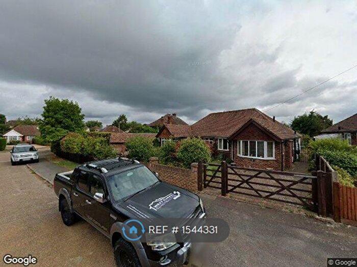2 Bedroom Bungalow To Rent In Saffron Platt, Guildford, GU2