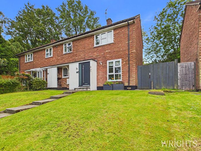 3 Bedroom Semi-Detached House For Sale In Greenfield, Welwyn Garden City, AL8