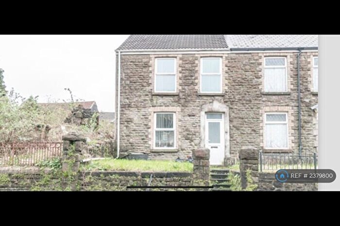 3 Bedroom Semi-Detached House To Rent In Llangyfelach Road, Brynhyfryd, Swansea, SA5