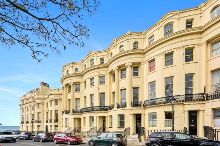 1 Bedroom Apartment To Rent In Brunswick Square, Hove, BN3