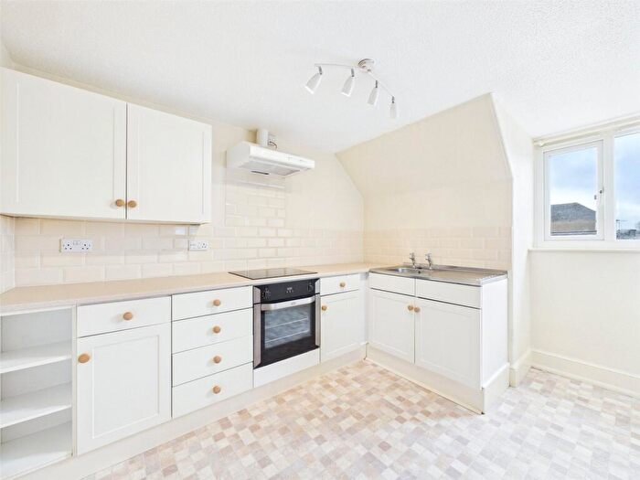 2 Bedroom Flat For Sale In The Square, Holsworthy, Devon, EX22