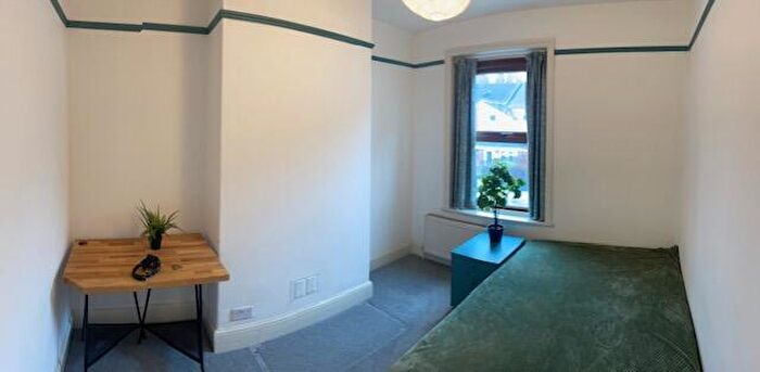 1 Bedroom Terraced House To Rent In Baker Street, Exeter, Devon, EX2