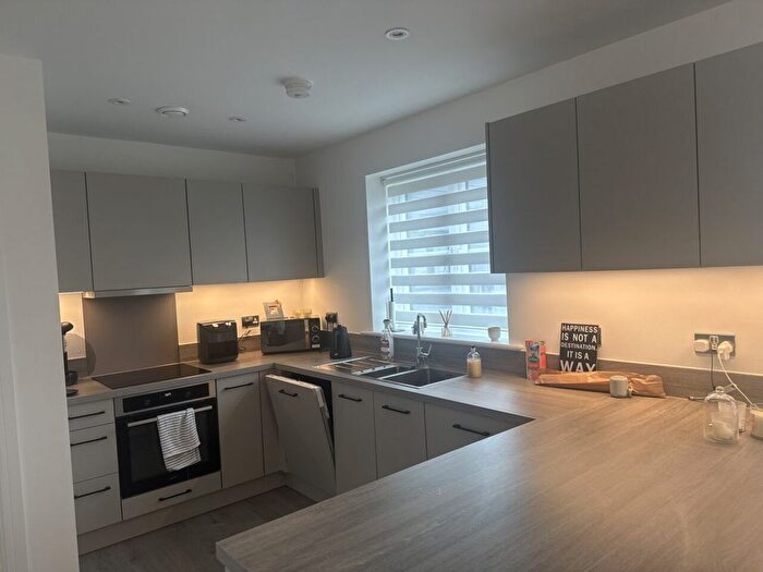 2 Bedroom Flat To Rent In Cannock Chase Place, Ramsay Drive, Tonbridge, Kent, TN12