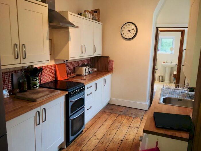 1 Bedroom Apartment To Rent In Claremont Avenue, Bristol, Somerset, BS7