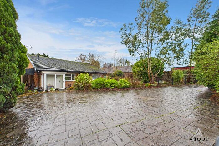 2 Bedroom Detached Bungalow For Sale In Heath Cross, Uttoxeter, Staffordshire, ST14