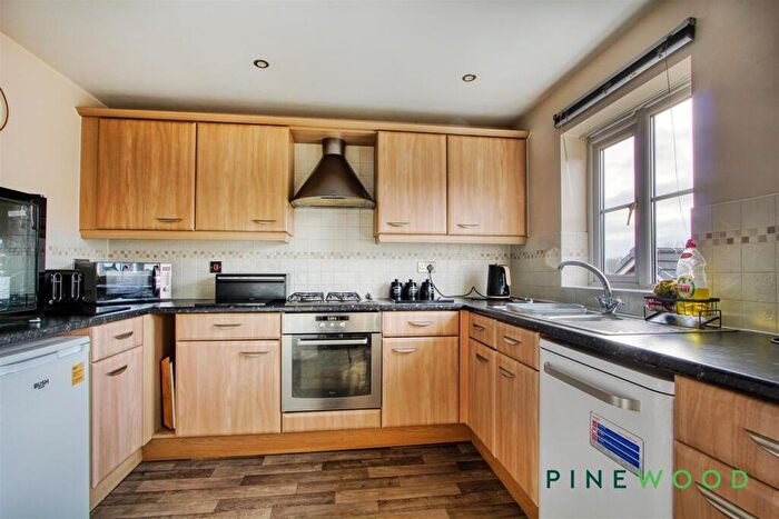 3 Bedroom Town House For Sale In Woodhouse Close, S80