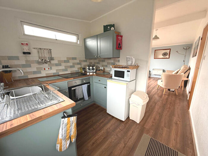 2 Bedroom Lodge For Sale In Heron View, Cirencester, GL7