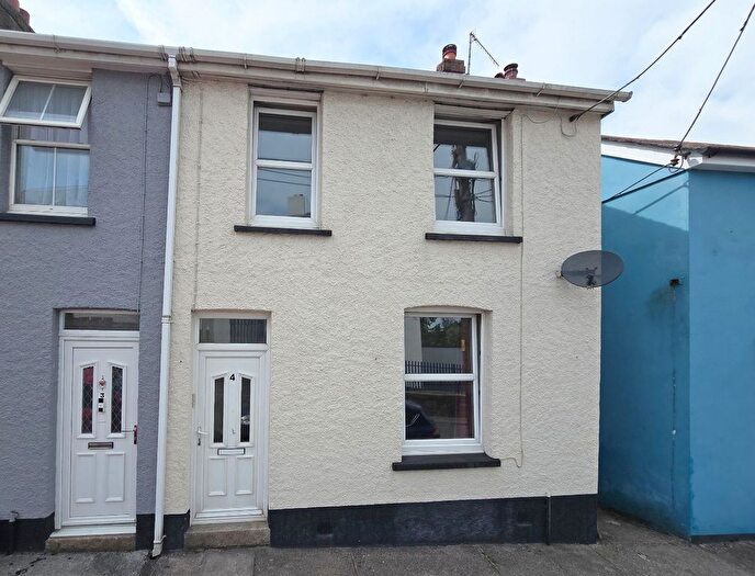 3 Bedroom End Terrace House For Sale In Barton Road, Okehampton, Devon, EX20