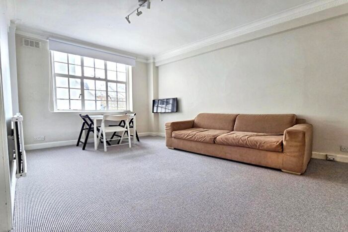 1 Bedroom Apartment To Rent In Mortimer Court, Abbey Road, St Johns Wood, NW8