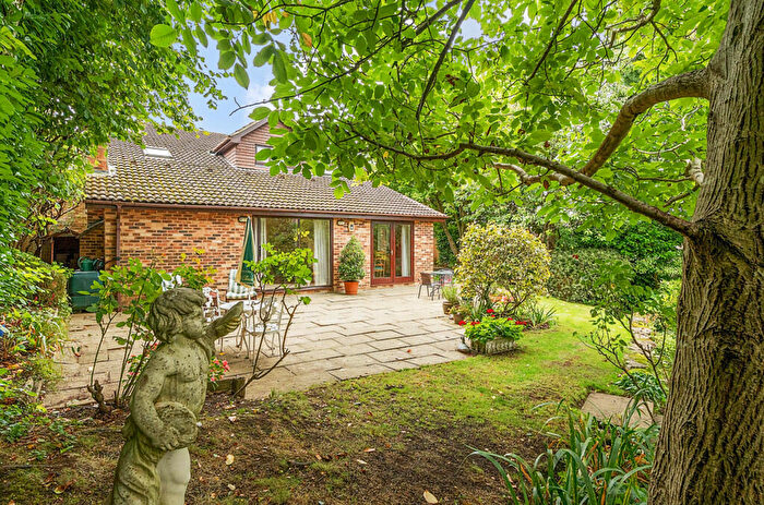 4 Bedroom Detached House For Sale In Cumnor Hill, Oxford, Oxfordshire, OX2