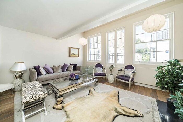 2 Bedroom Property To Rent In Victoria Grove Mews, Notting Hill, W2