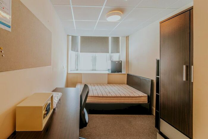 1 Bedroom Apartment To Rent In Room, Kp House, NG1