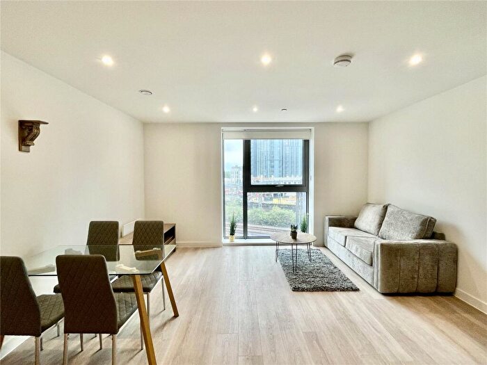2 Bedroom Apartment To Rent In Laurence Place, New Kings Head Yard, Salford, M3