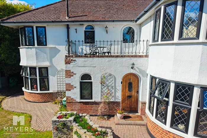 3 Bedroom Detached House For Sale In Glenroyd Gardens, Bournemouth, BH6