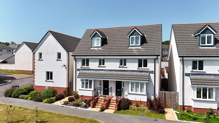 3 Bedroom Semi Detached House For Sale In Tutsan Lane, Higher Trewhiddle, PL25