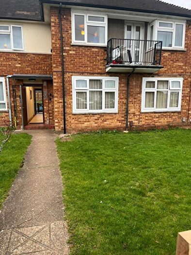 1 Bedroom Flat To Rent In Aldridge Road, Slough, Berkshire, SL2