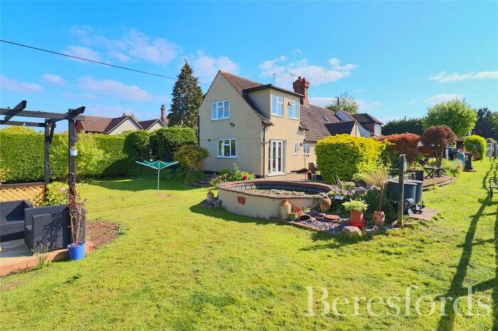 3 Bedroom Semi-Detached House For Sale In Little End Cottage, London Road, CM5