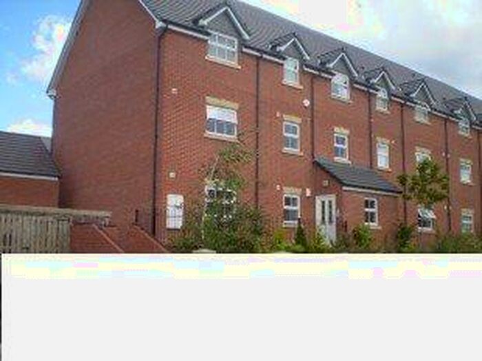2 Bedroom Apartment To Rent In Gadbury Fold, Atherton, M46