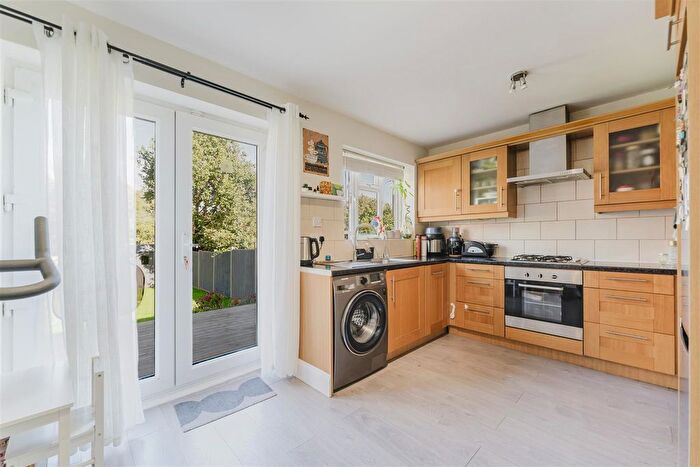 3 Bedroom End Terrace House For Sale In Bordars Road, London, W7