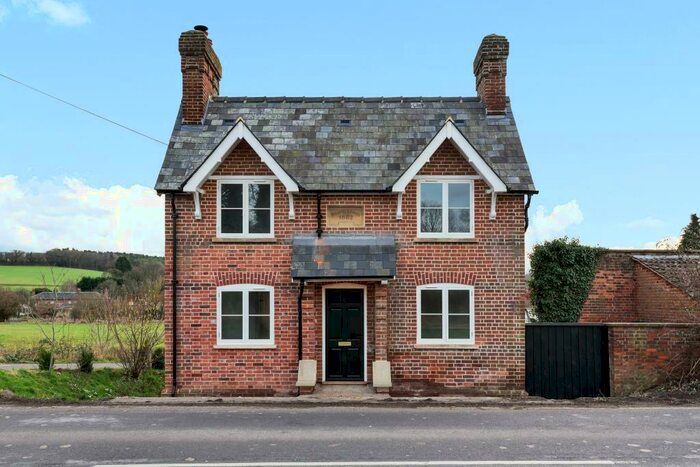 3 Bedroom Detached House To Rent In Little Missenden, Amersham, HP7