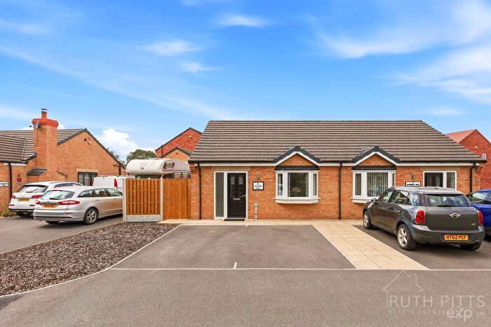 2 Bedroom Semi Detached Bungalow For Sale In New Brook Road, South Elmsall, WF9