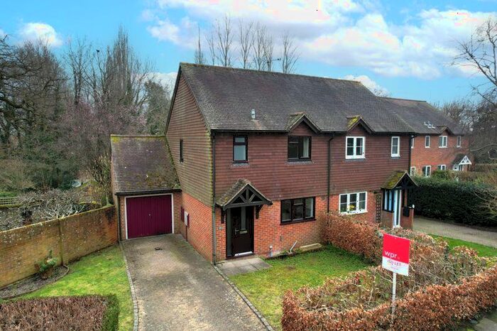 2 Bedroom Semi-Detached House To Rent In Eggars Field, Bentley, GU10