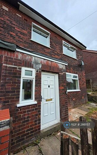3 Bedroom Semi-Detached House To Rent In Hammond Avenue, Bacup, OL13