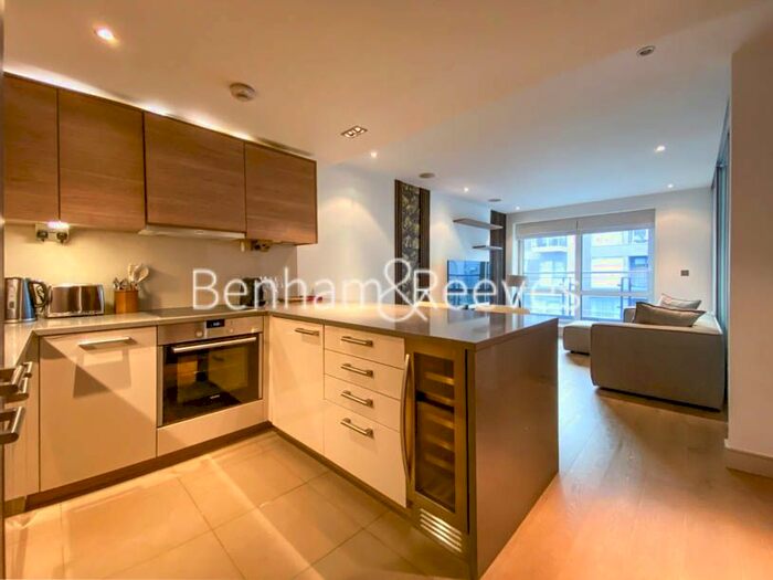 Studio To Rent In Park Street, Fulham, SW6