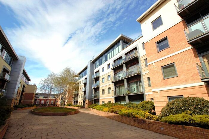 2 Bedroom Flat To Rent In Grove Park, Gosforth, NE3