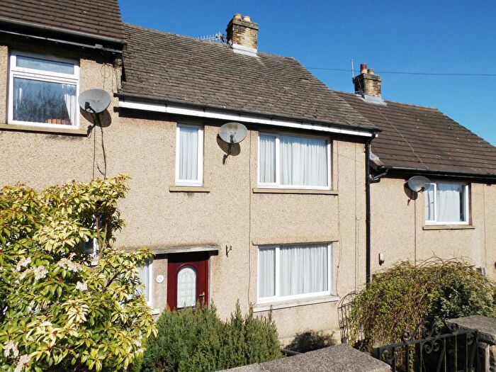 3 Bedroom Terraced House To Rent In Windy Bank, Colne, BB8