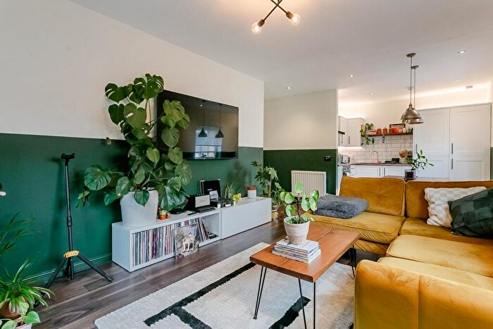 2 Bedroom Flat For Sale In Old Dalmore Path, Auchendinny, Penicuik, EH26