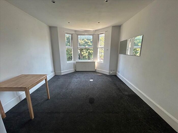 Studio To Rent In Sellons Avenue, Harleden, NW10