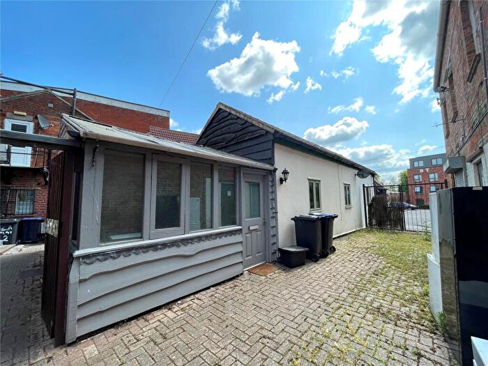 2 Bedroom Detached House To Rent In Silver Street, Trowbridge, BA14