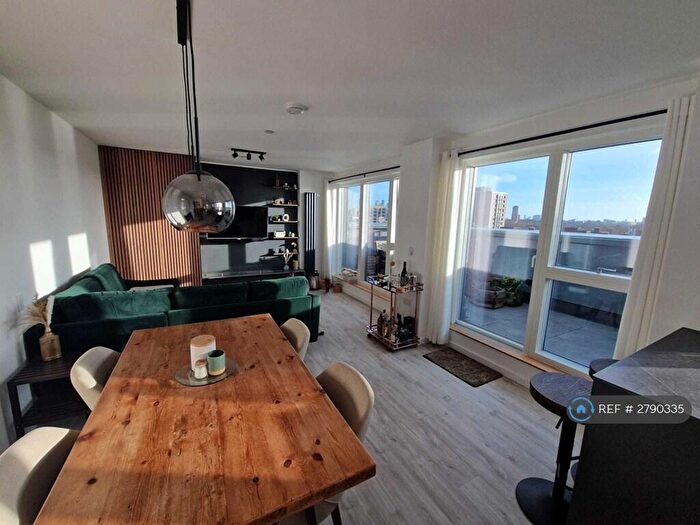 3 Bedroom Penthouse To Rent In Pomeroy Street, London, SE14