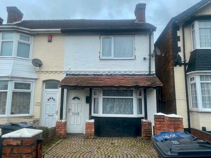 4 Bedroom House To Rent In Resevoir Road, Erdington, B23