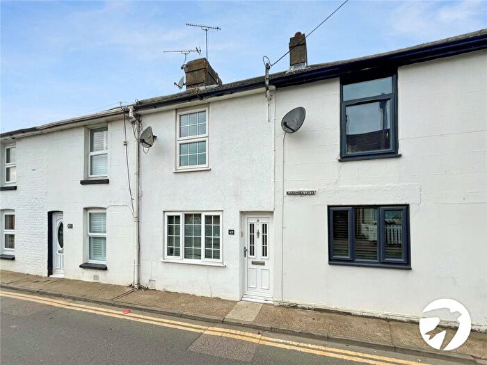 2 Bedroom House To Rent In Stoke Road, Hoo, Rochester, Kent, ME3