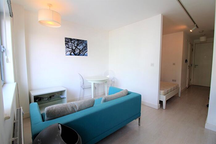 Apartment To Rent In Manor Mills, Ingram Street, Leeds, West Yorkshire, LS11