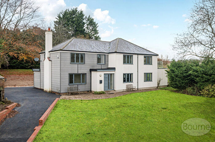4 Bedroom Detached House For Sale In Lasham, Alton, Hampshire, GU34