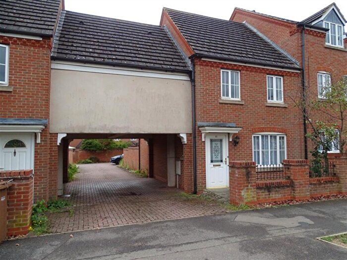 3 Bedroom Terraced House For Sale In Hargate Way: Hampton Hargate, PE7