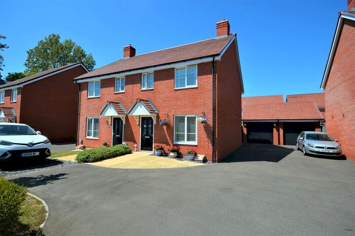 3 Bedroom Semi-Detached House To Rent In Horn Street, Folkestone, CT20