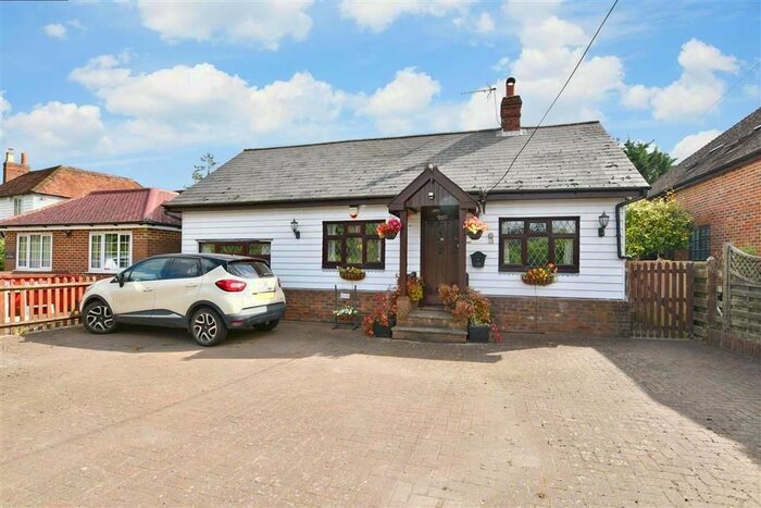 3 Bedroom Chalet For Sale In Headcorn Road, Biddenden, Ashford, Kent, TN27