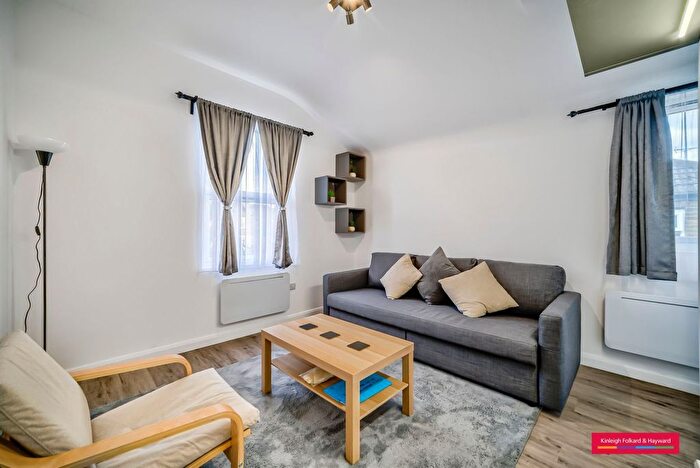 1 Bedroom Flat To Rent In Carlyle Road, Ealing, London, W5