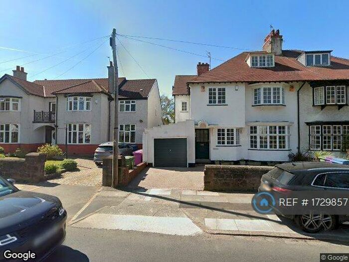 5 Bedroom Semi-Detached House To Rent In Beech Lane, Liverpool, L18