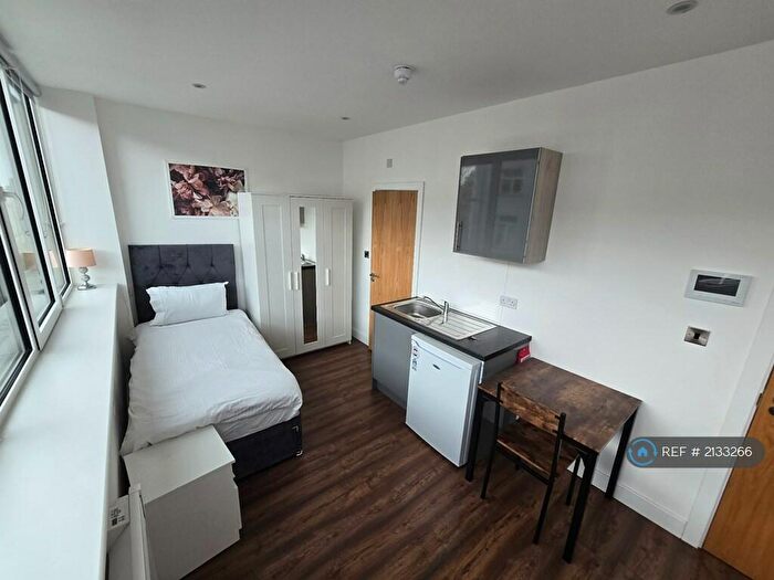 Studio To Rent In Tontine Street, Stoke-On-Trent, ST1