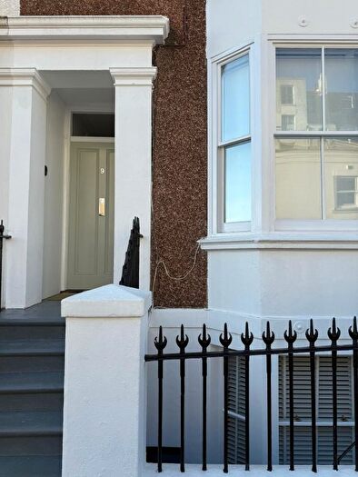 1 Bedroom Flat To Rent In Farm Road, Hove, BN3