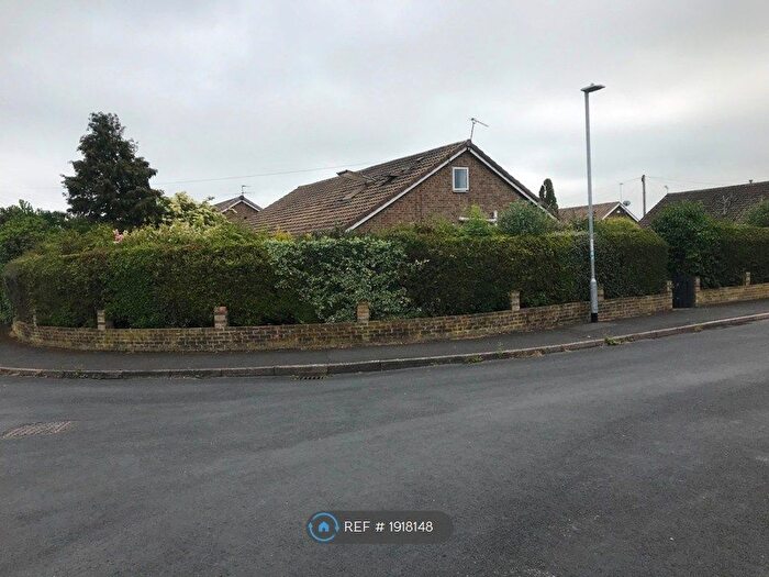 4 Bedroom Bungalow To Rent In Beech Close, Sproatley, Hull, HU11