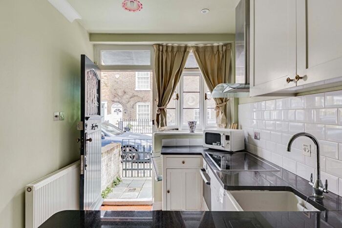 2 Bedroom Terraced House For Sale In Peel Street, Kensington, London, W8