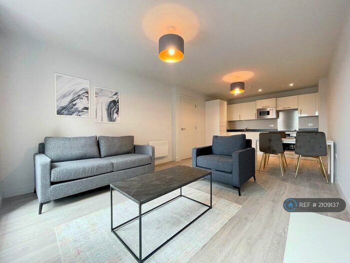 2 Bedroom Flat To Rent In Neptune Place, Liverpool, L8